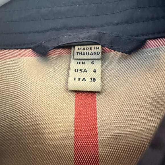 Burberry Black Classic Trench Coat - Picture 5 of 13